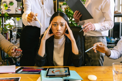Awas, Hustle Culture Bisa Tingkatkan Risiko Penyakit Ini!
